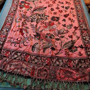 Collections 18 Lg Acrylic Fringed Floral Pink/Gray Scarf Cottagecore Countrycore
